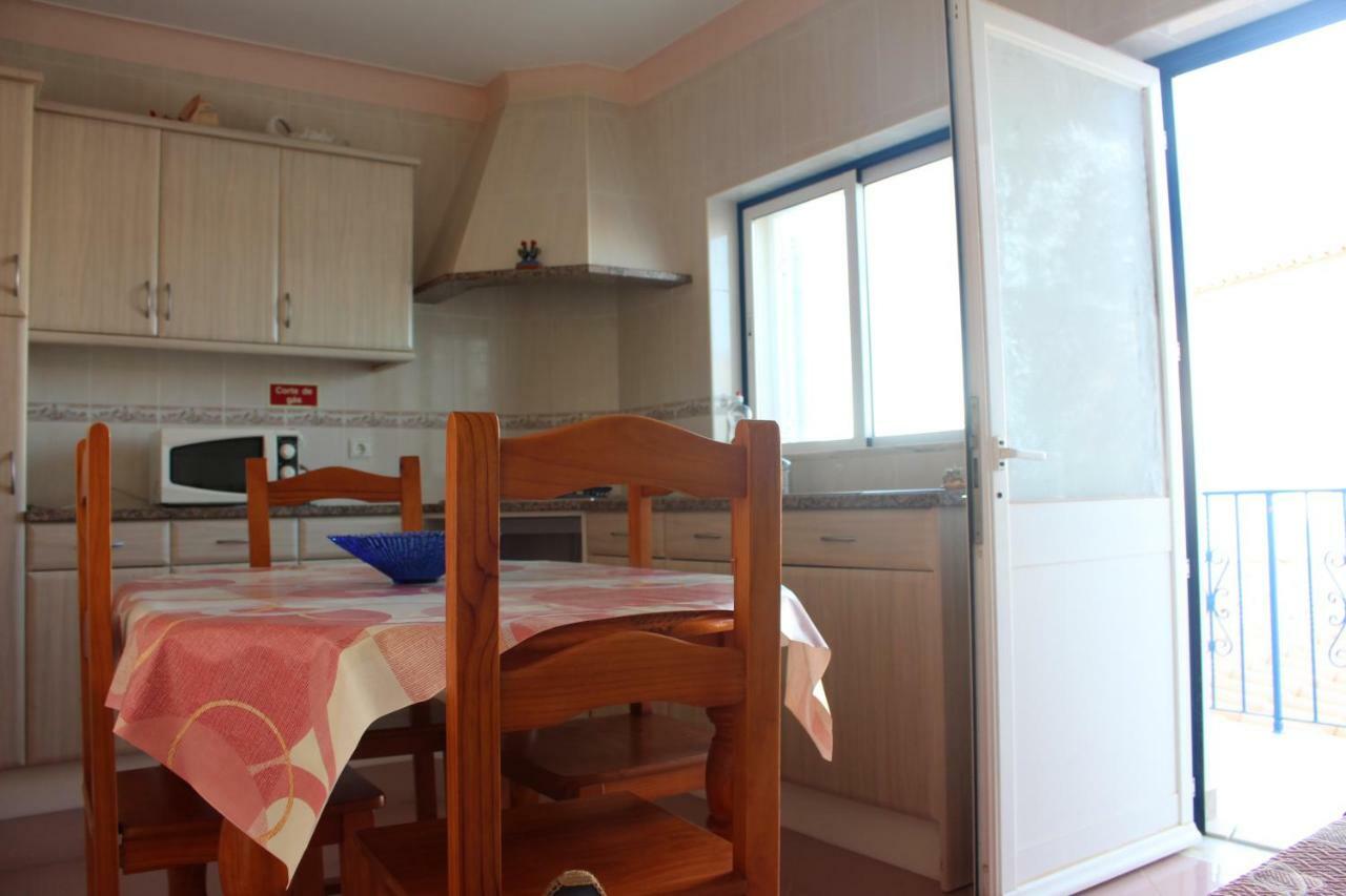Oceanus Room With Private Kitchen, Bathroom And Terrace 300M From The Beach Sagres Exteriör bild