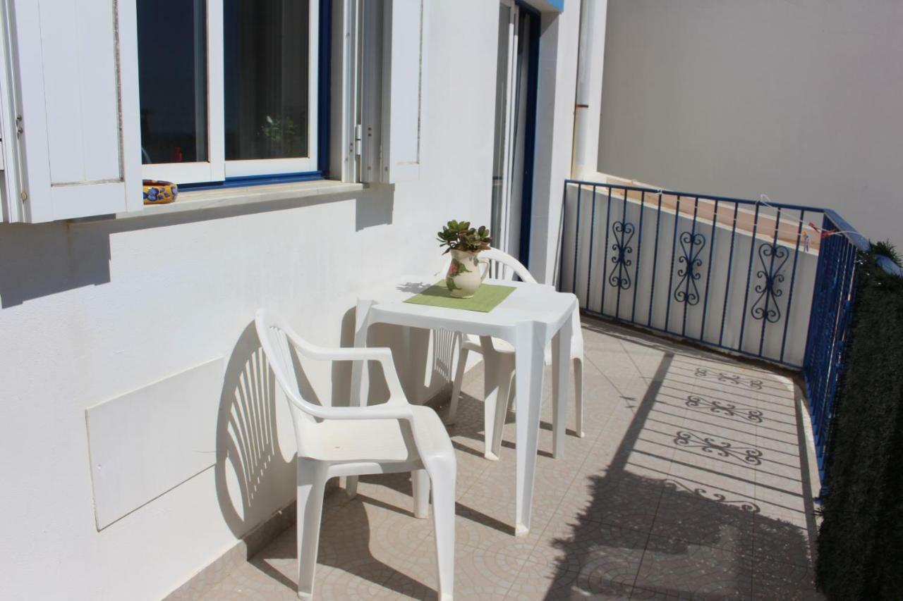 Oceanus Room With Private Kitchen, Bathroom And Terrace 300M From The Beach Sagres Exteriör bild